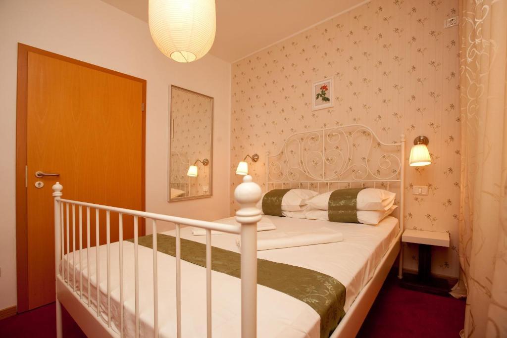 Pension Dinu Residence Тимишоара Номер фото