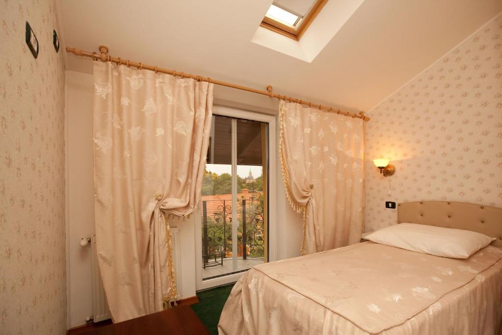 Pension Dinu Residence Тимишоара Номер фото
