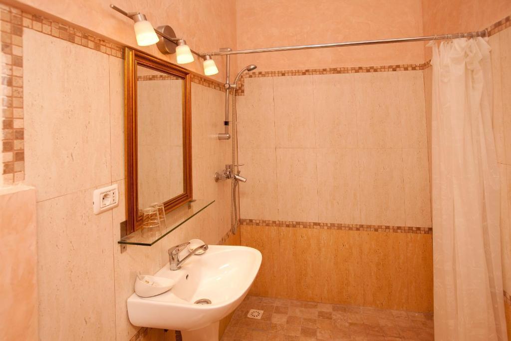 Pension Dinu Residence Тимишоара Номер фото